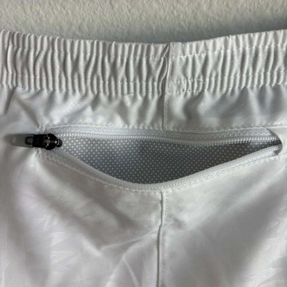 NWT Nike Dri-Fit Tempo Running White Drawstring Swoosh Lined Logo Shorts
